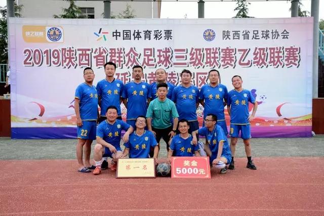 媒体人：男篮年轻球员跟世界范围同龄比差距很大 且其实也不年轻